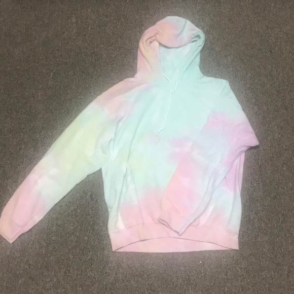 Will Tie Dye Work on 50 Cotton 50 Polyester